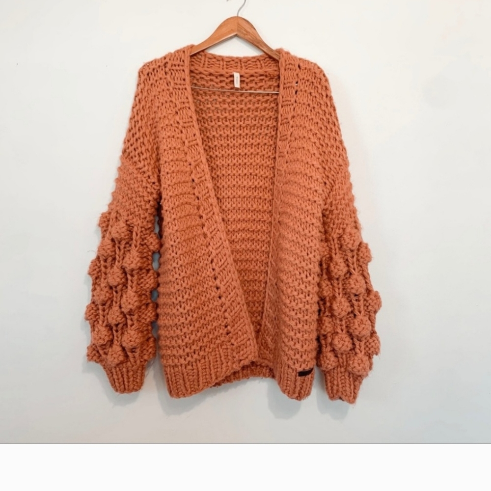 Wishlist | chunky bobble sleeve cardigan